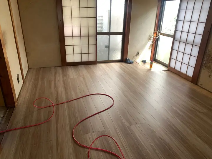 フロア材の施工後